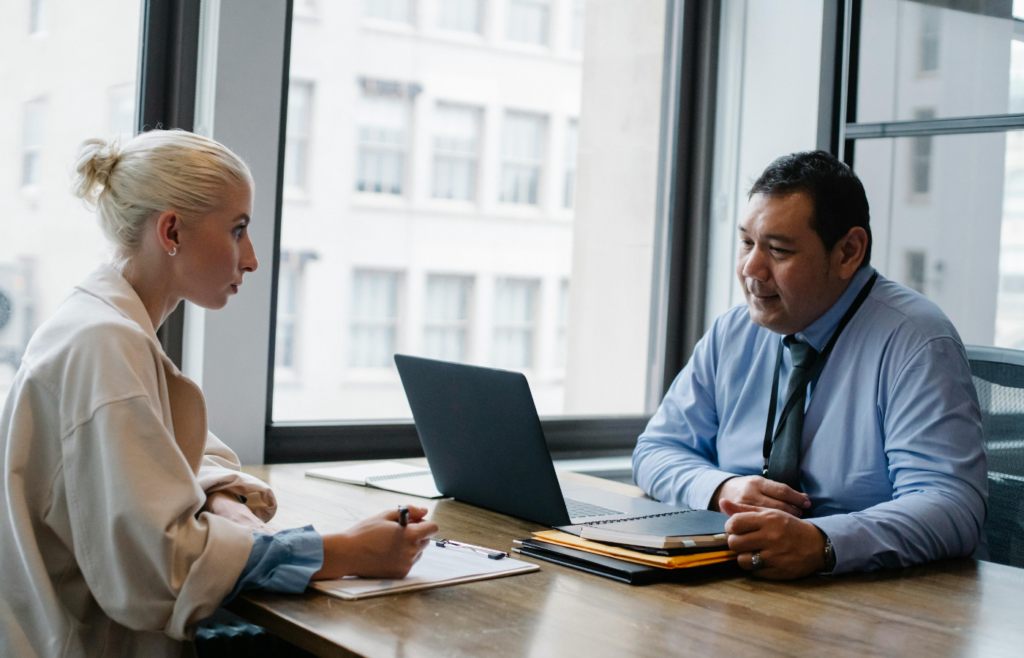 A hiring manager discussing salary with a candidate