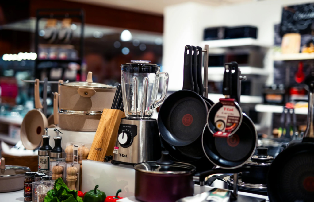 Pans and Blender in Store