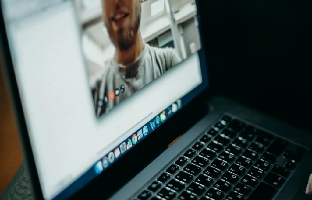 A frozen Zoom screen with a “poor connection” warning