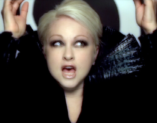 Cyndi Lauper in Night club