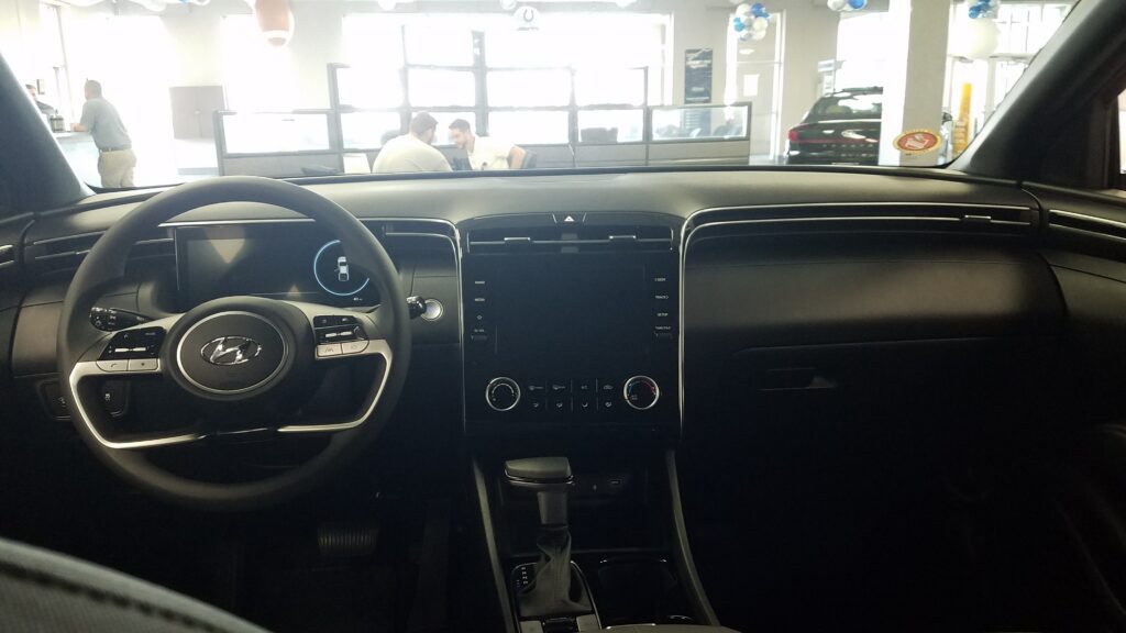 Hyundai Santa Cruz interior