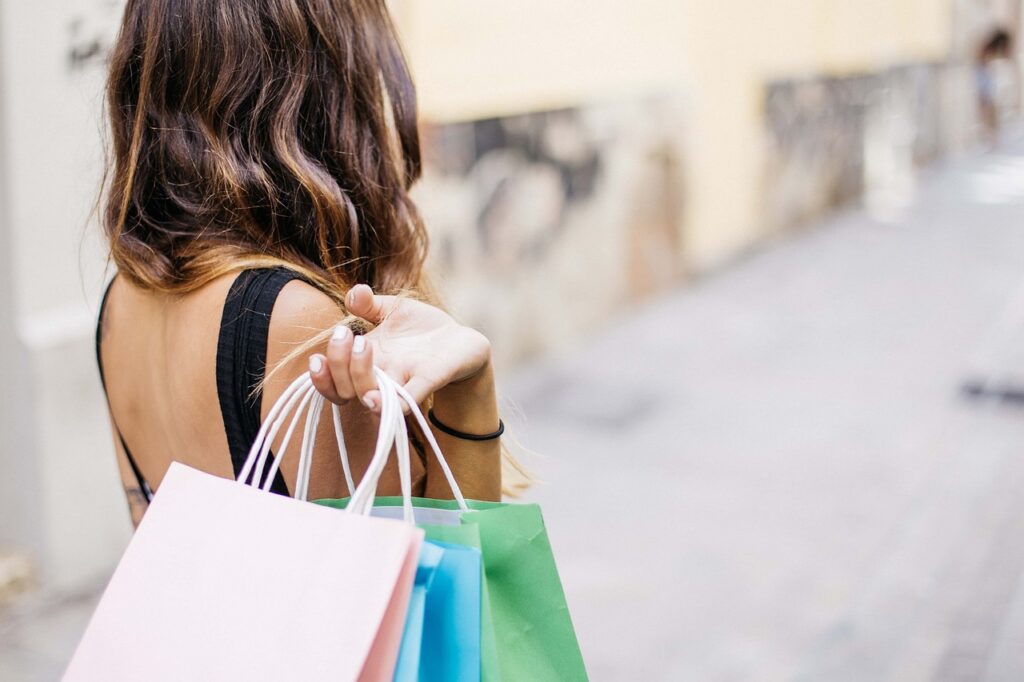 happy holidays, woman, shopping, lifestyle, adult, bags, buy, shopping bags, retail, sale, woman shopping
