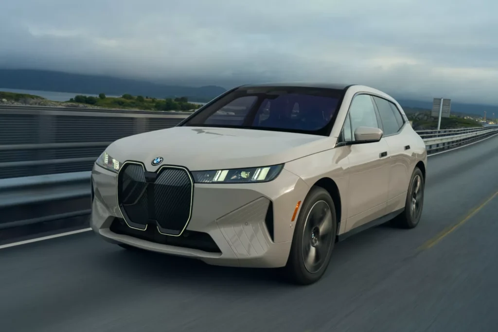 BMW iX5