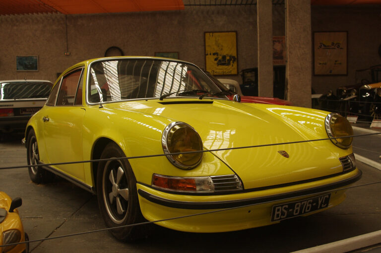 Porsche 911