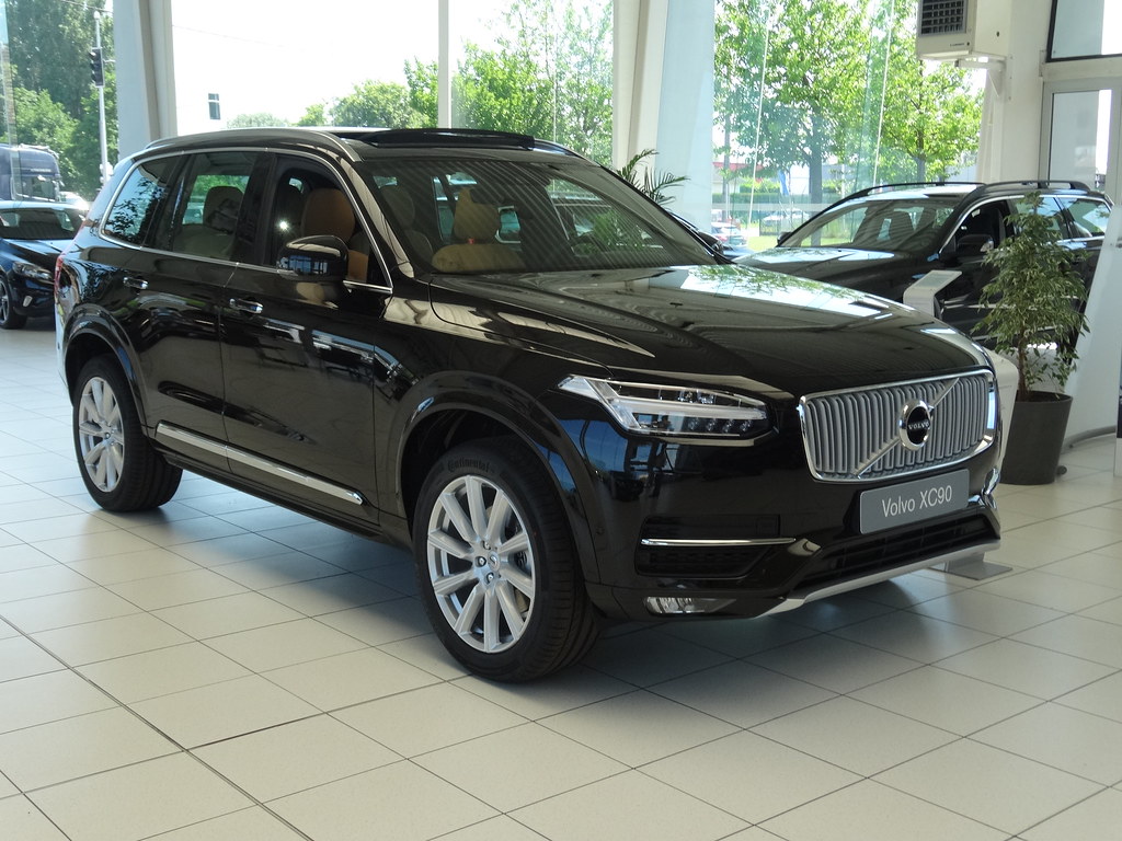 New Volvo XC90